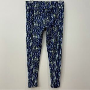 LULULEMON, Leggings, Size 6